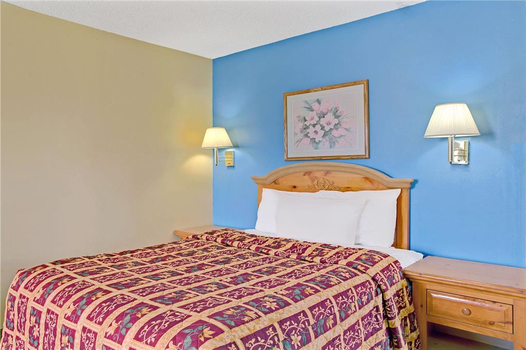 Days Inn by Wyndham Lehi - photo 7