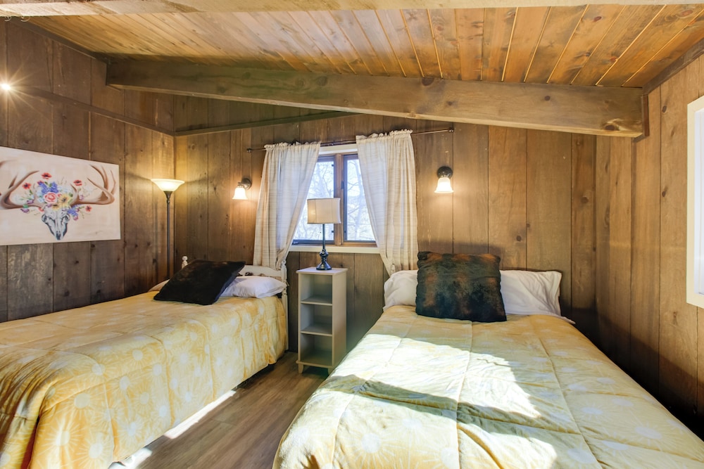 Angel Fire Cabin with Game Room about 4 Mi to Ski Resort - photo 12