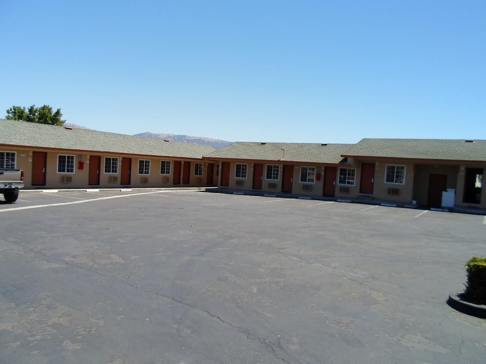 Economy Inn Morgan Hill - photo 27