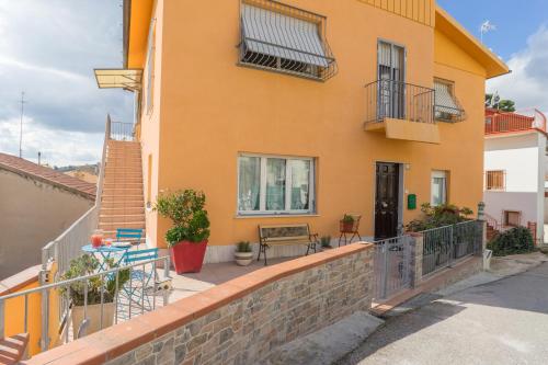 Casa Linda a due passi dal mare — 4-Star Luxury Hotel in Numana, Italy