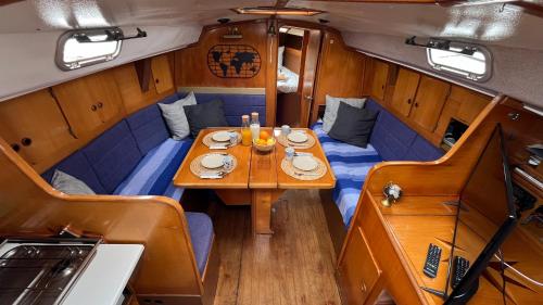 Velero Puma 32 - last minute hotel in Unknown City