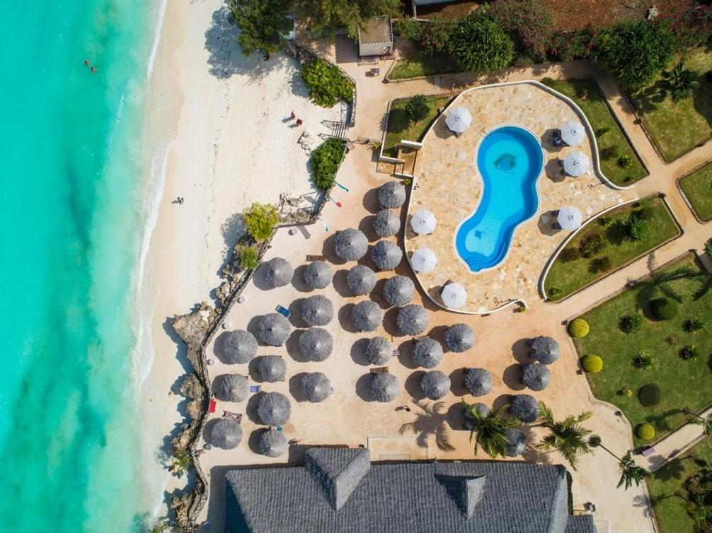 Sunset Beach Resort — hotel in Nungwi
