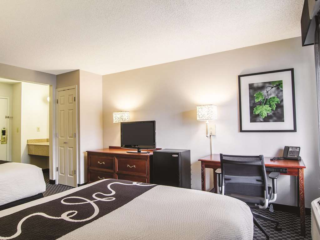 Wingate by Wyndham Brunswick GA I 95 - photo 13