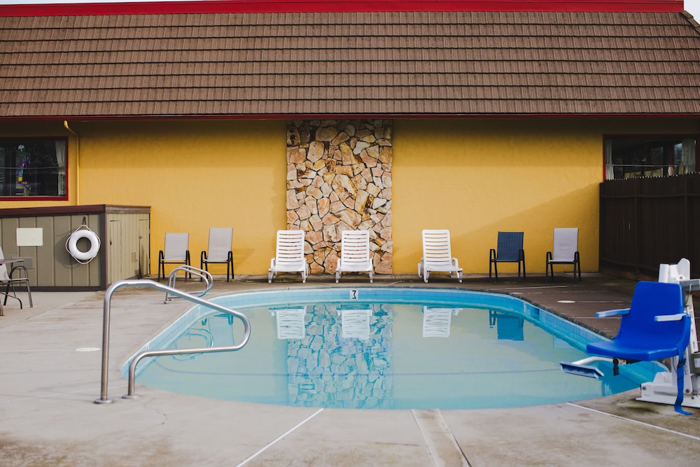 Flagship Inn of Ashland - photo 18