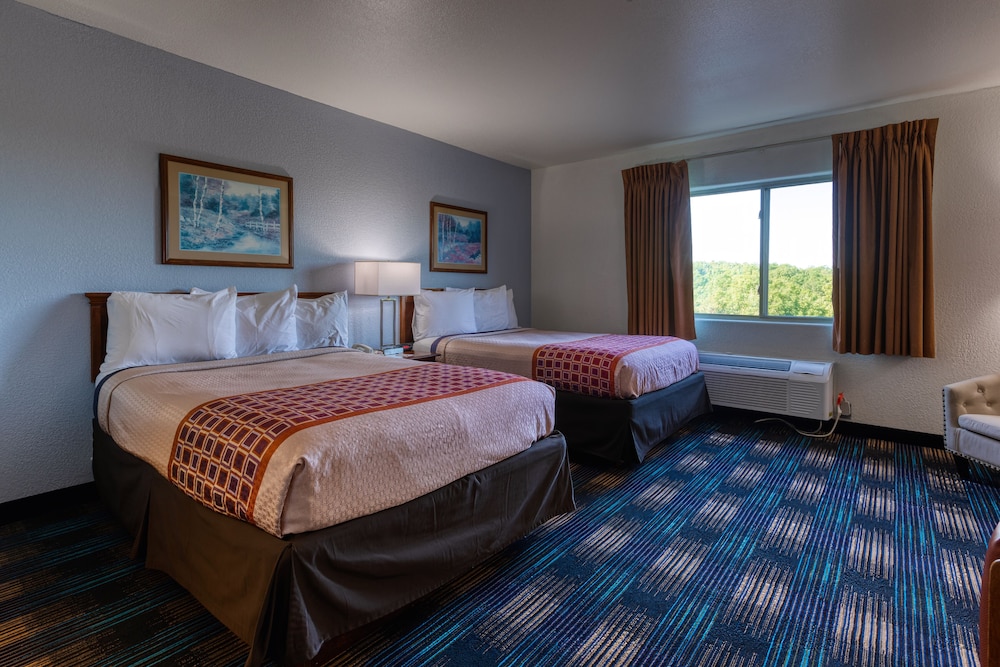 All Towne Suites - photo 2