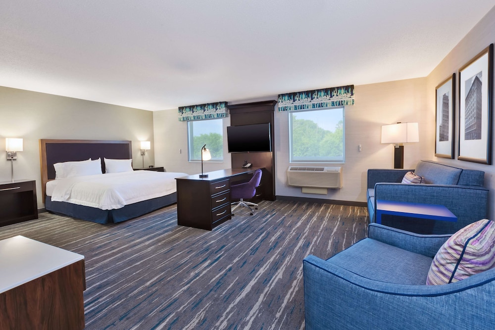 Hampton Inn & Suites Flint Grand Blanc - photo 14
