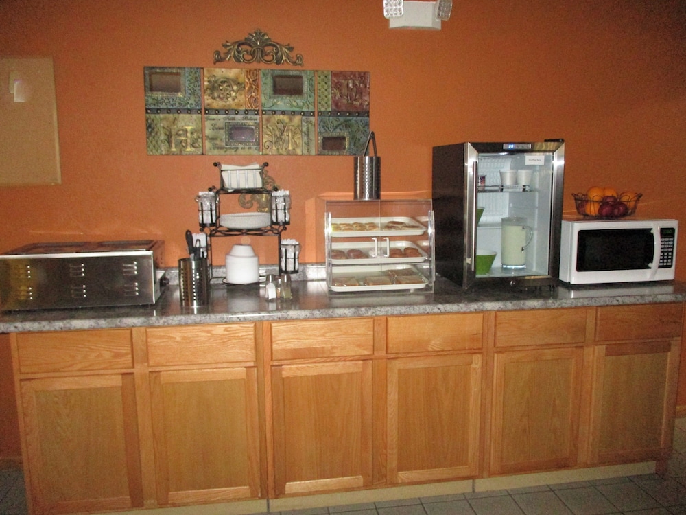 Heritage Inn Express - photo 11