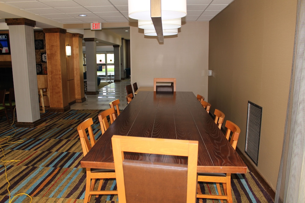 Fairfield Inn & Suites by Marriott Kansas City Liberty - photo 29