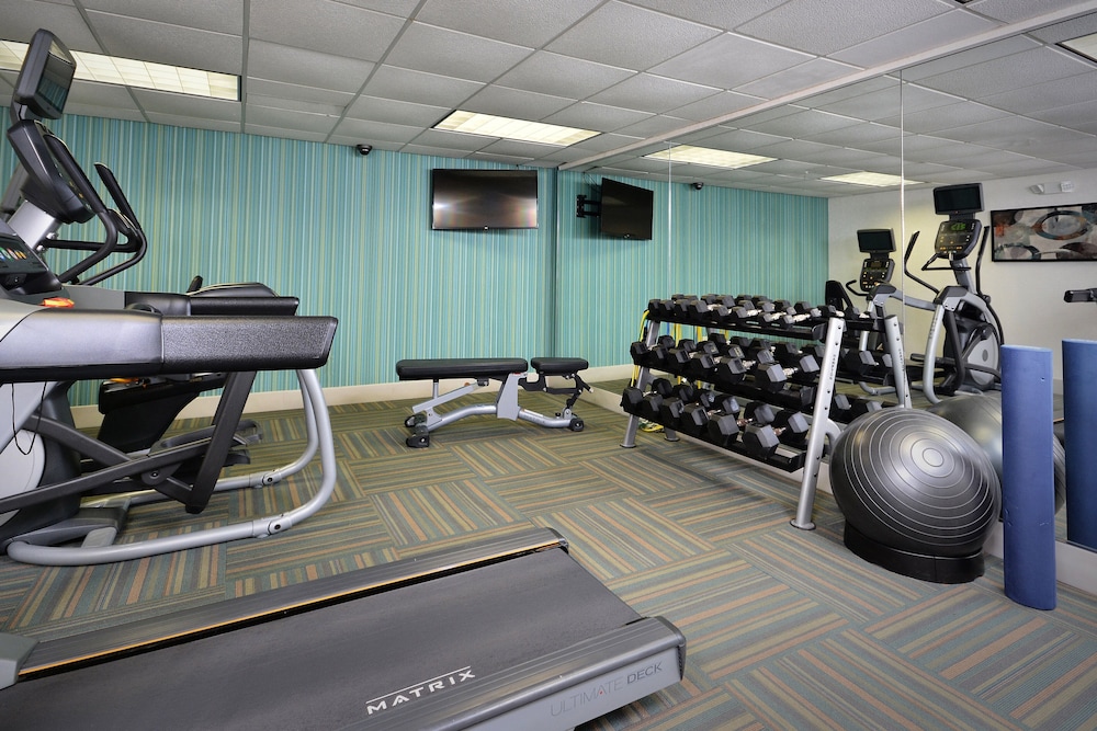 Holiday Inn Express Lynchburg by IHG - photo 23