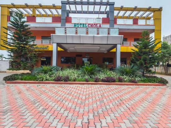Chola Hotel Resorts in Tiruvannamalai, India