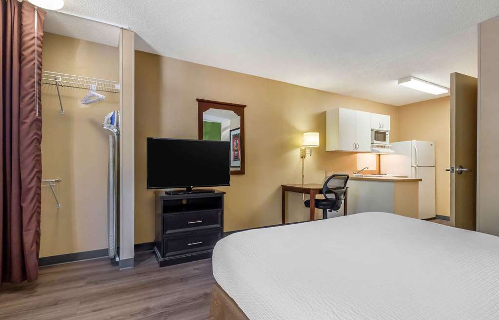 Extended Stay America Select Suites Fayetteville Springdale - photo 12