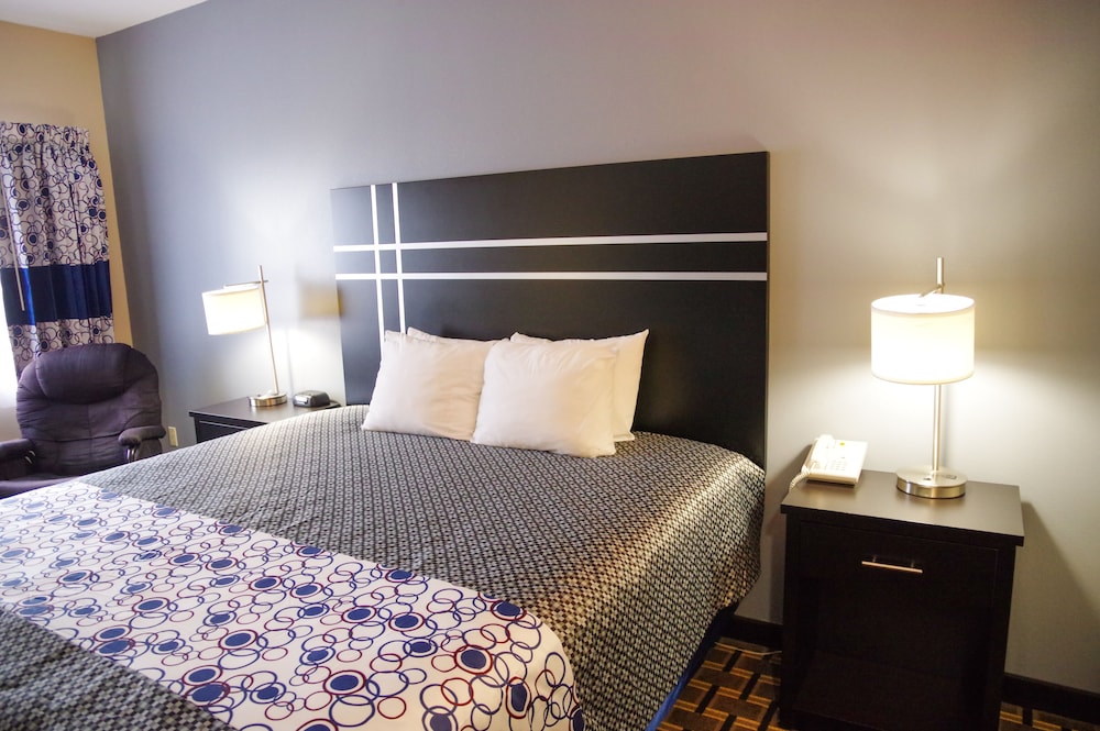 Dutch Inn and Suites - photo 8
