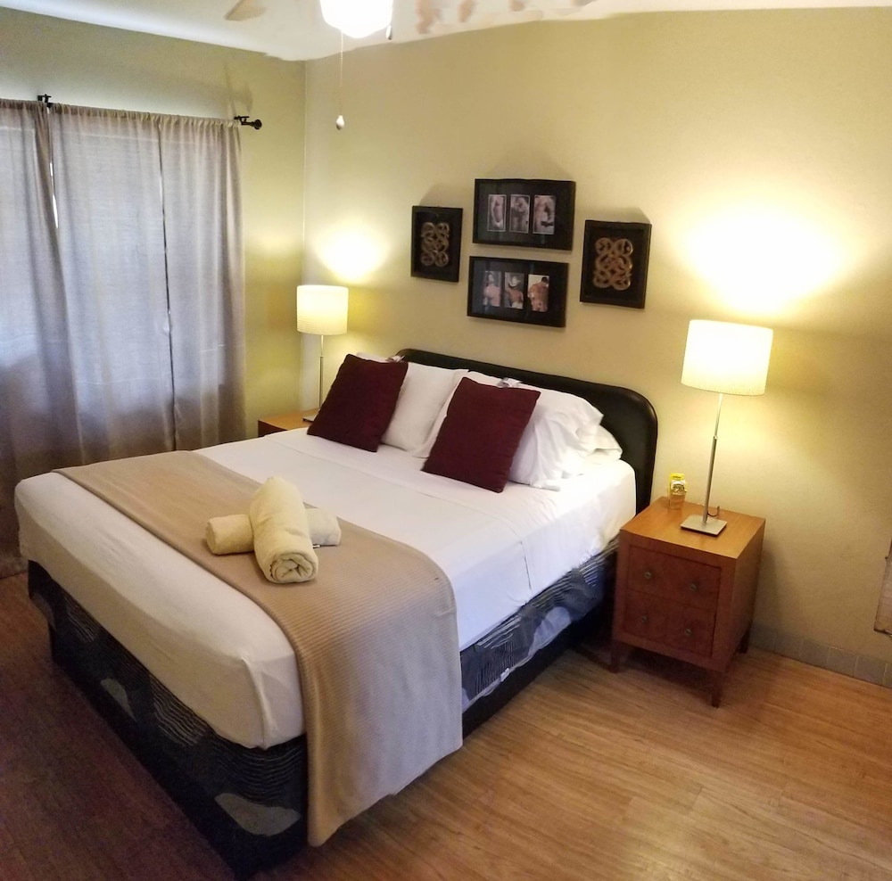 Inn Leather Guest House Male Only LGBT - photo 5