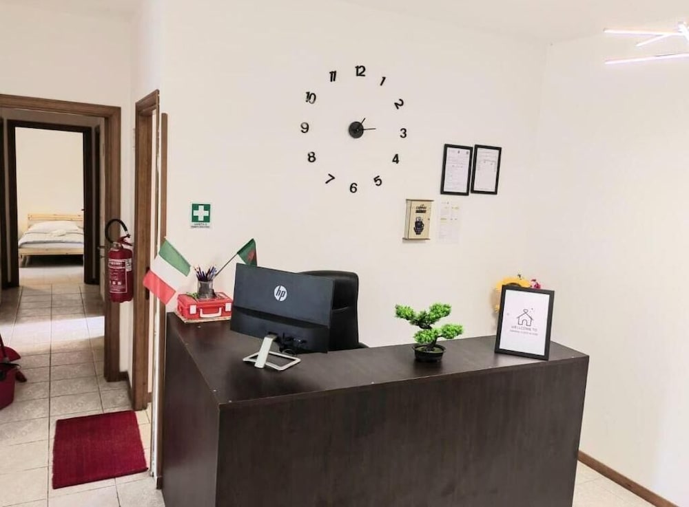 Rahima Guest House — 5-Star Luxury Hotel in Rome, Italy