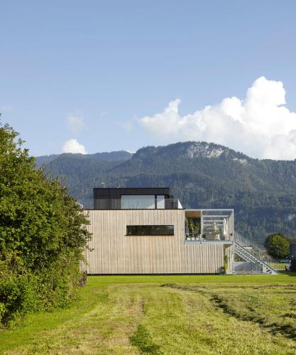 Architektenhaus RHaa mit Terrassen pet-friendly hotel Altach
