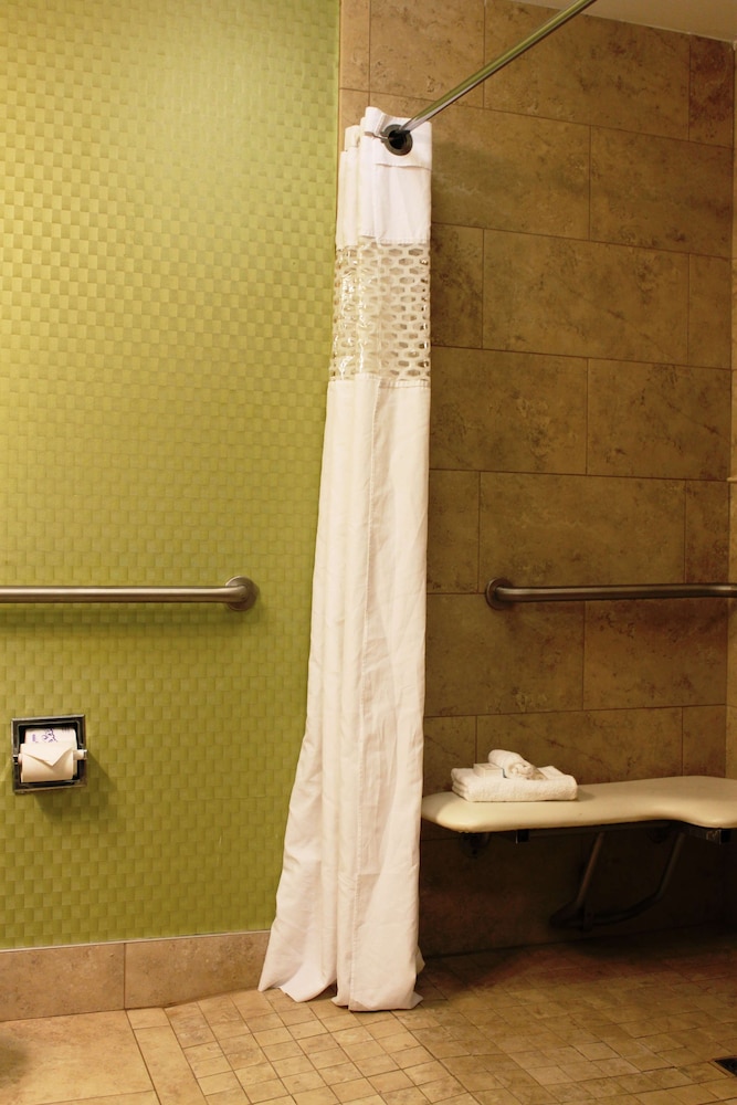 Hampton Inn Perry Ga - photo 24