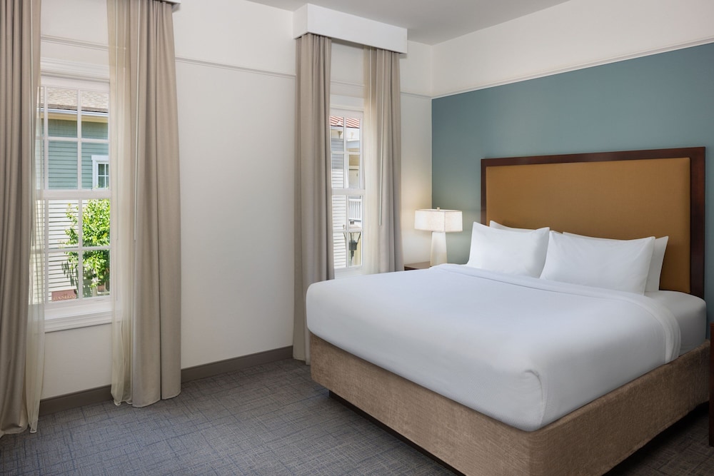 Residence Inn by Marriott Savannah Downtown Historic Distric - photo 15