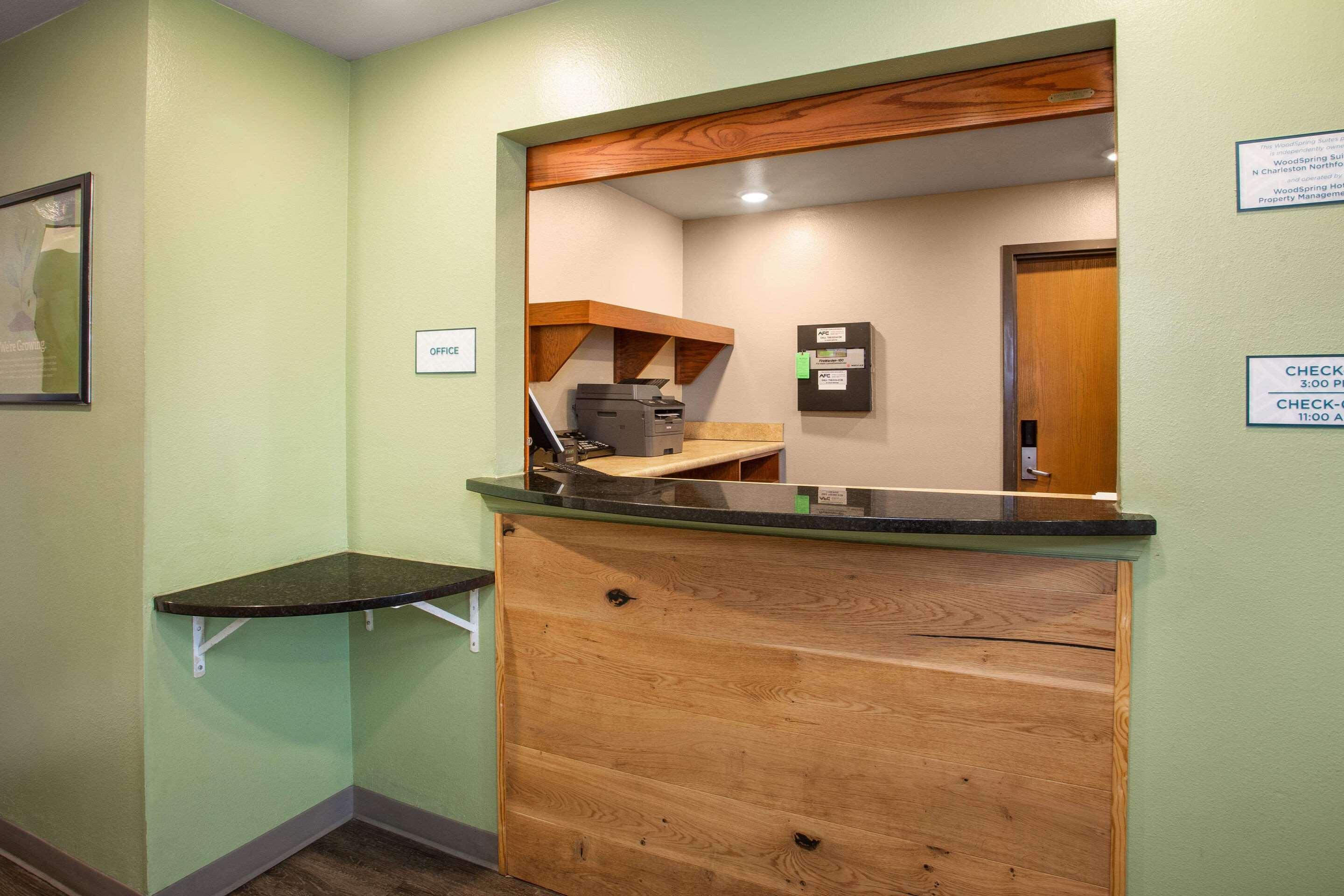 WoodSpring Suites Memphis Southeast - photo 9