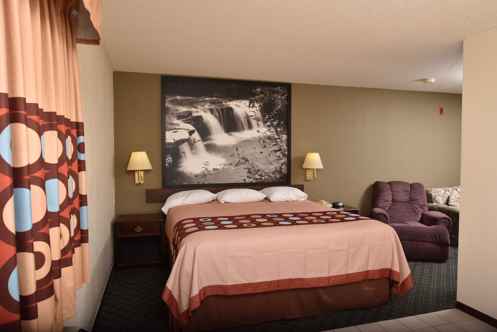 Super 8 by Wyndham Springfield Battlefield - photo 10