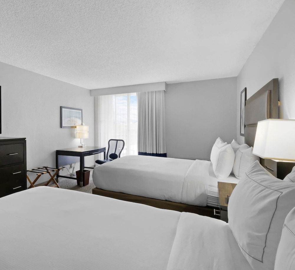 DoubleTree by Hilton Palm Beach Gardens - photo 10