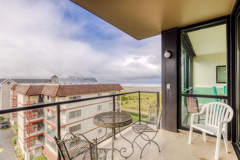 Sand & Sea Resort Condominiums - photo 990
