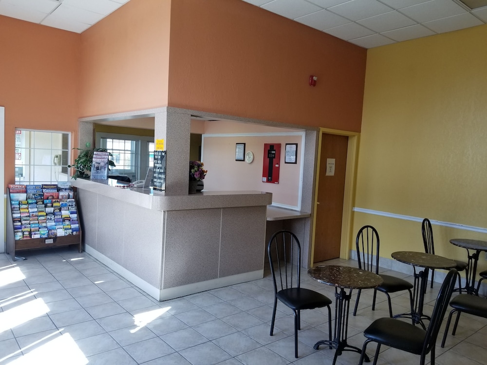 Americas Stay Inn - photo 28