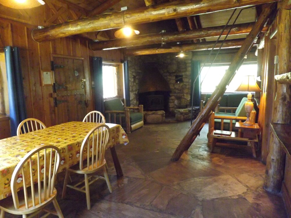 Arizona Mountain Inn and Cabins - photo 212