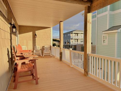 Paradise By the Sea - photo 22