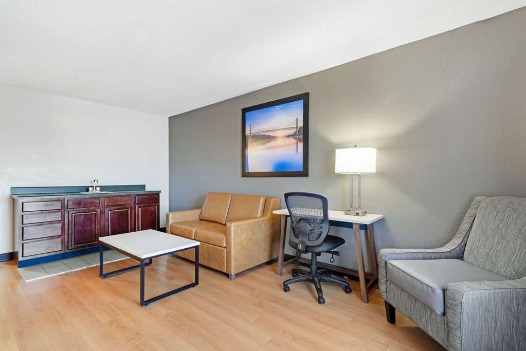 Quality Inn Valley West Point - photo 21