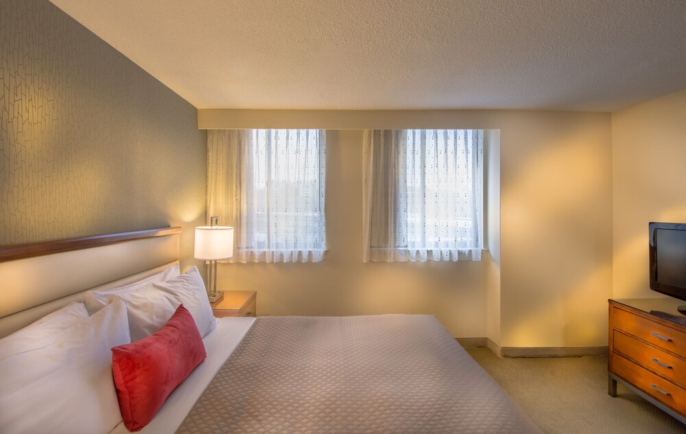 Georgetown Suites Harbour - photo 12