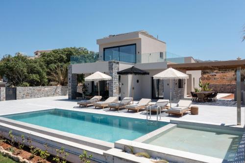 Nysa Luxury villa 1 — 4-Star Luxury Hotel in Hersonissos, Greece