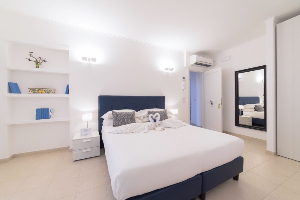 Dimore delle Zagare Ortigia — 4-Star Luxury Hotel in Siracusa, Italy