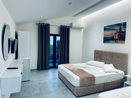 Molla Hotel Restorant in Shengjin, Albania