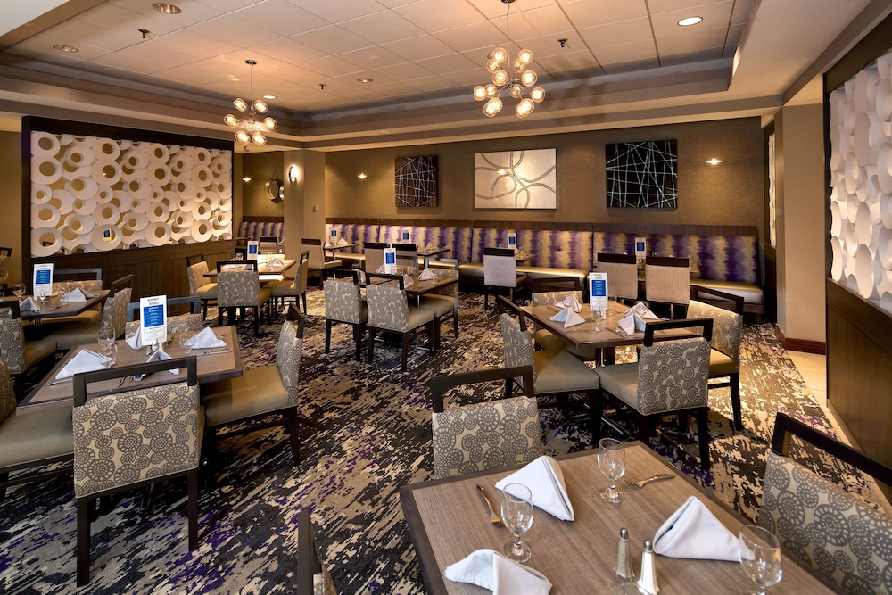 Embassy Suites by Hilton Portland Maine - photo 31