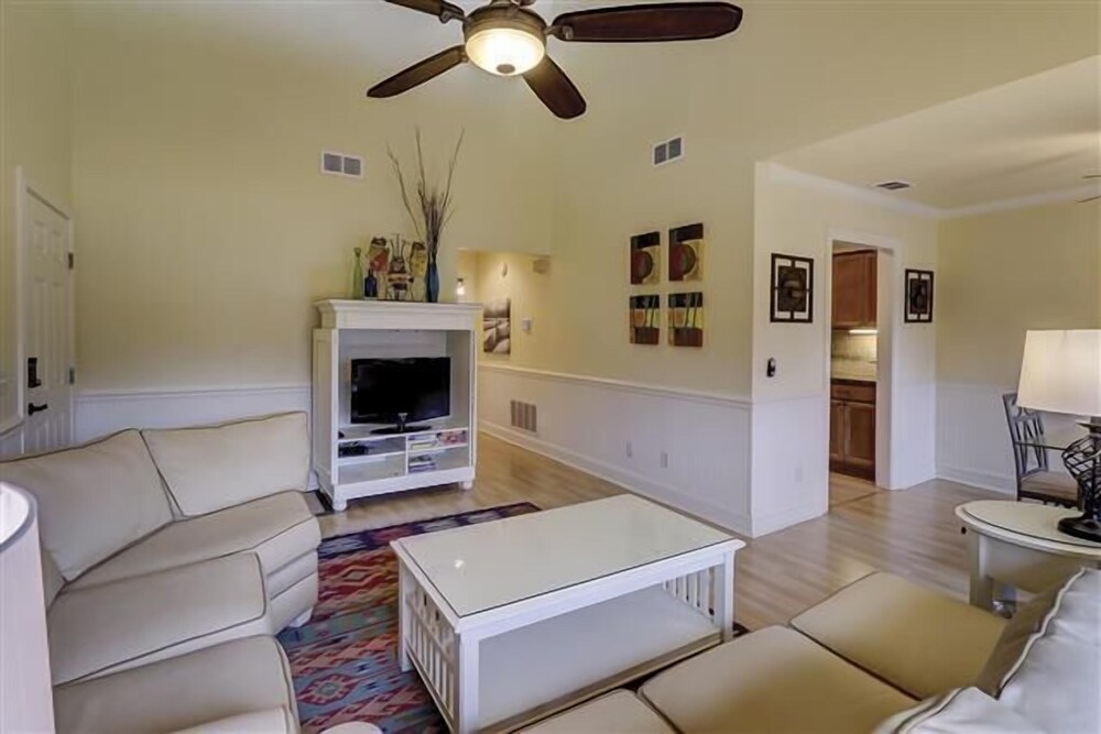 2359 Racquet Club at The Sea Pines Resort - photo 9