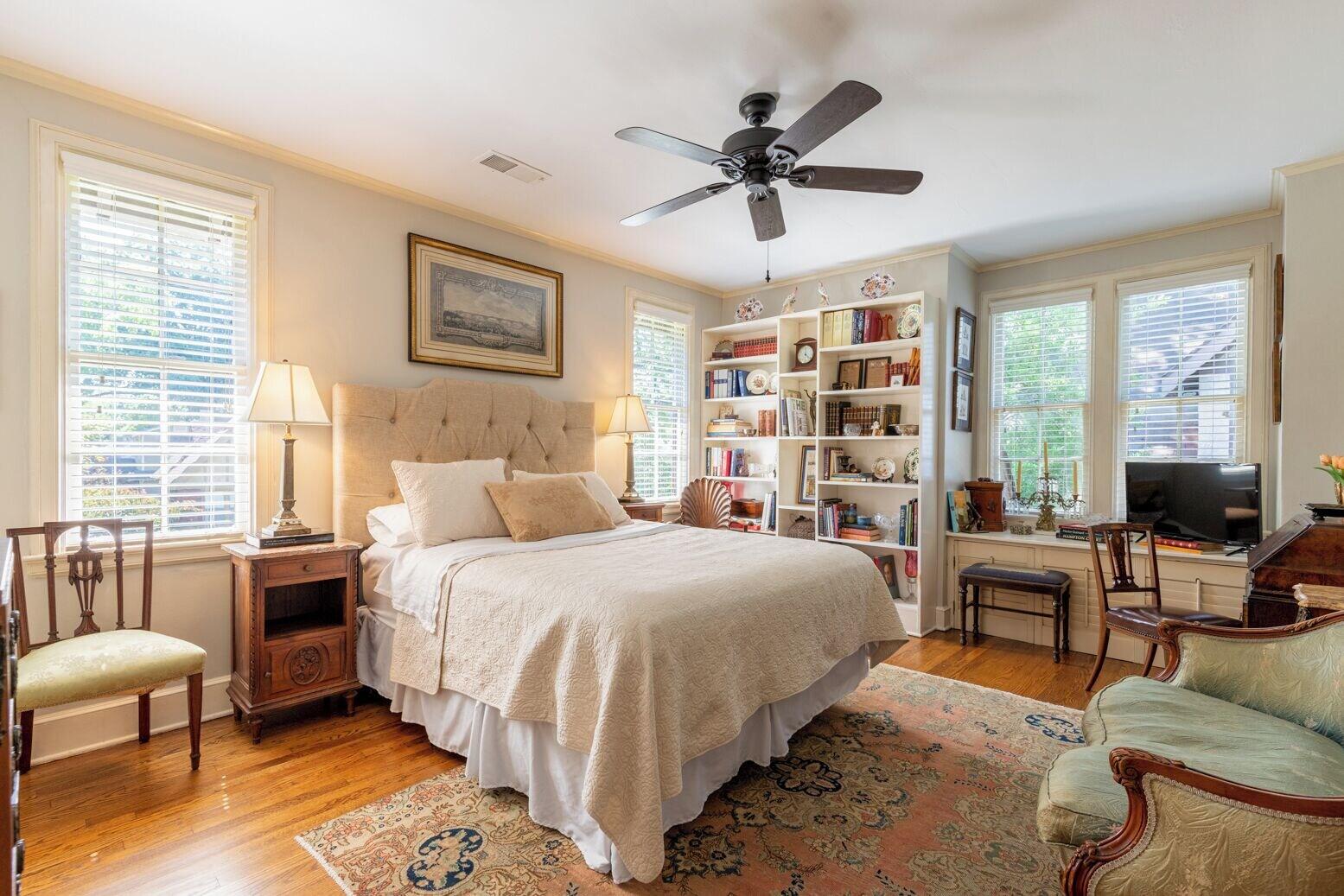 Luxury and Old World Charm in Historic Midtown - last minute hotel in Memphis
