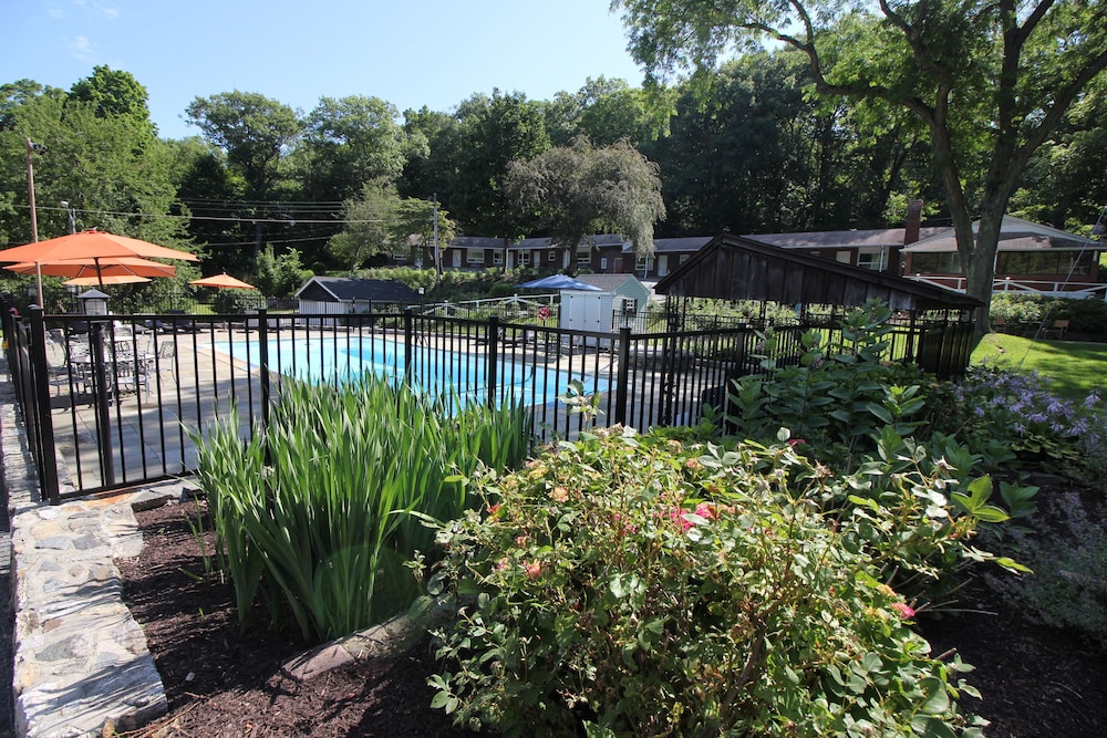 Heidi's Inn - photo 54