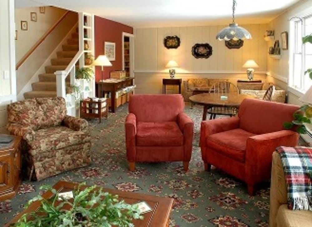 Deerhill Inn - photo 2