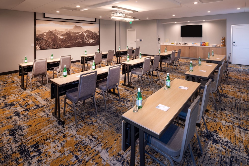 TownePlace Suites by Marriott Ellensburg - photo 30