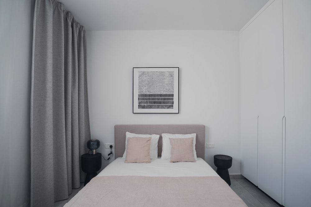 Mira Paphos 2bdr Apartment With Private Terrace
