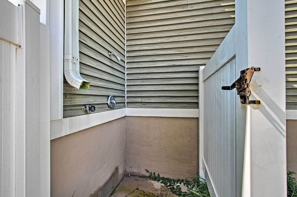 Idyllic Oceanfront Home on Atlantic City Boardwalk - photo 22