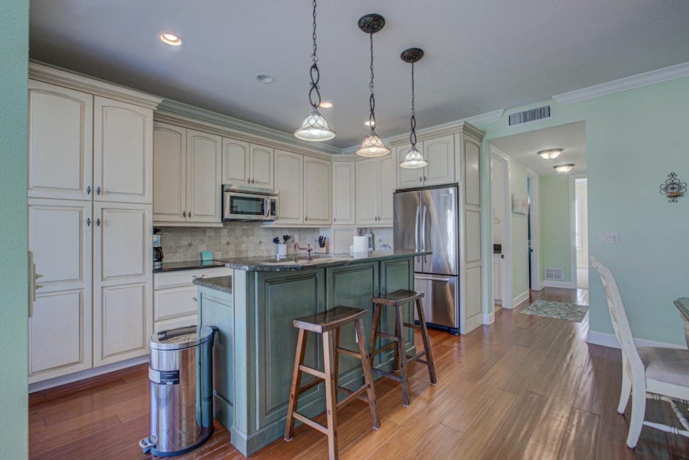 Anna Maria Island Beach Palace - photo 26