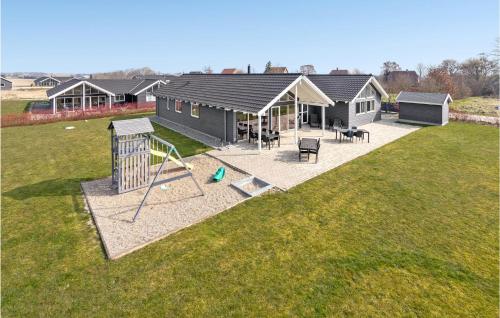 Awesome Home In Sydals With Kitchen — 5-Star Luxury Hotel in Horuphav, Denmark