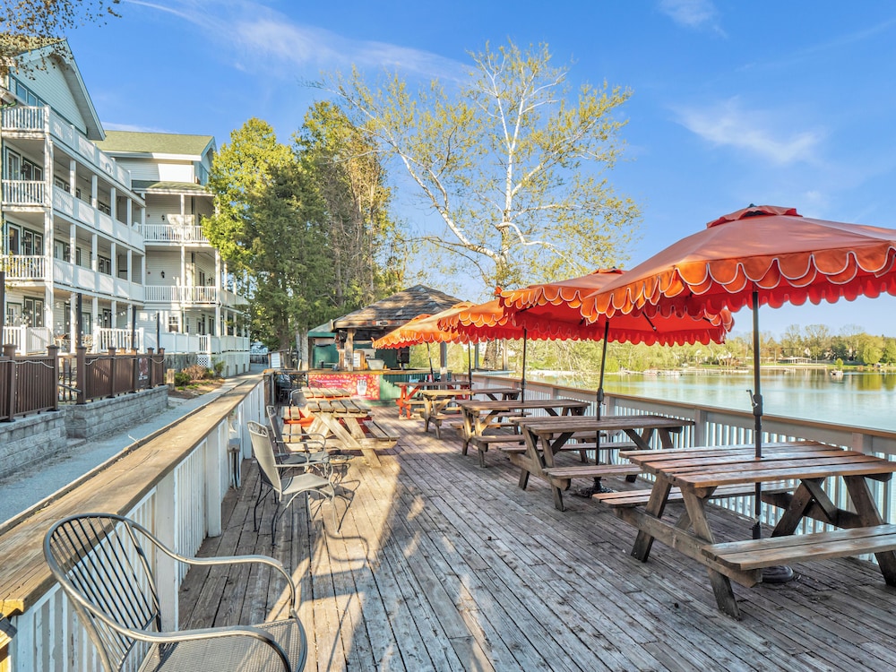 Victorian Inn Elkhart Lake Wisconsin - photo 96