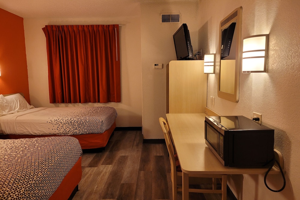 Modern Stay 39 Lakeview By OYO Minonk - photo 33