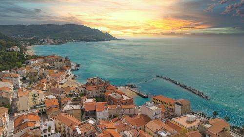 Waves & Wines Apartments Cilento Coast Italy — 4-Star Luxury Hotel in Santa Maria, Italy