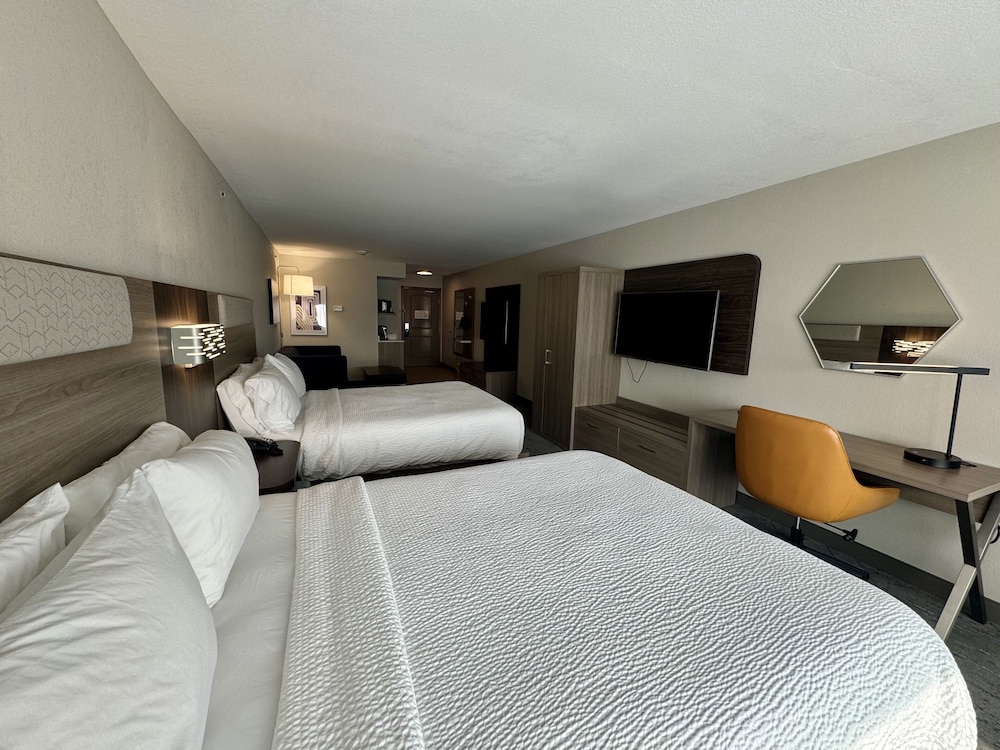 Holiday Inn Express Hotel & Suites Limerick Pottstown by IHG - photo 14