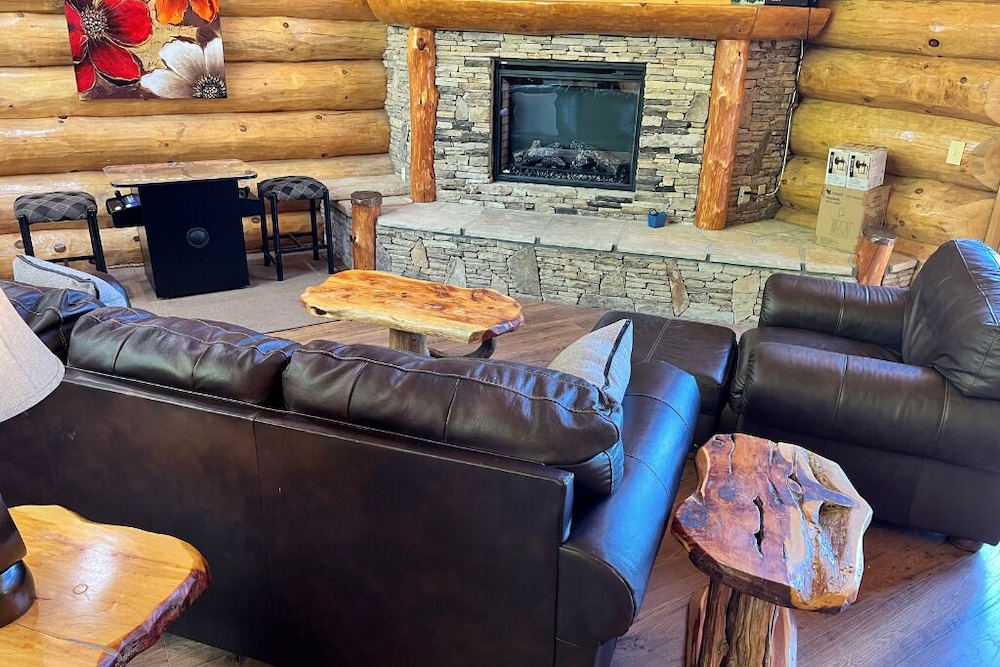 Elkmont Views Cabin by Heavenly Views Resort - photo 11