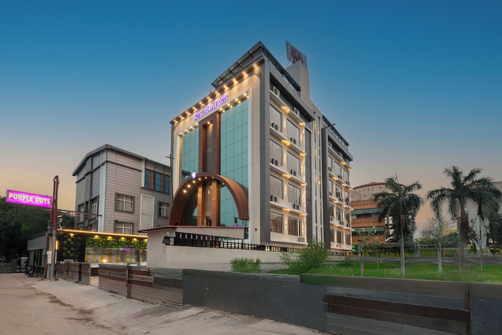 Hotel Purple Dot Haridwar — 4-Star Luxury Hotel in Haridwar, India