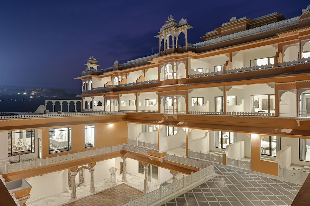 Fateh Vilas by Fateh Collection — 5-Star Luxury Hotel in Udaipur, India